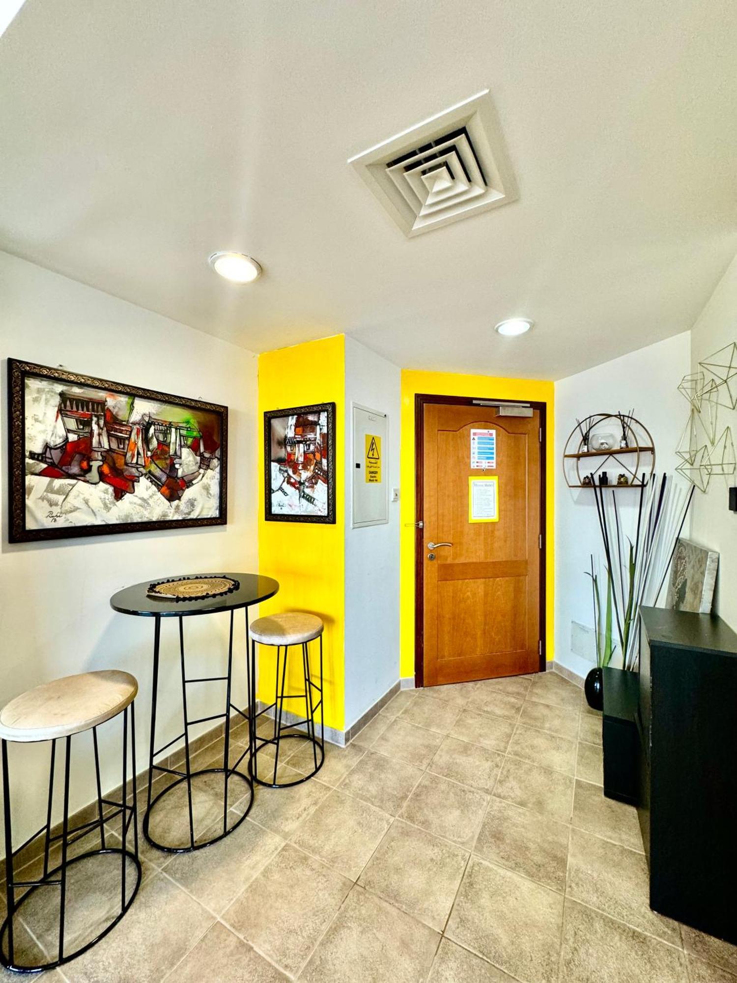 Apartamento Travelers Backpackers Dubái Exterior foto