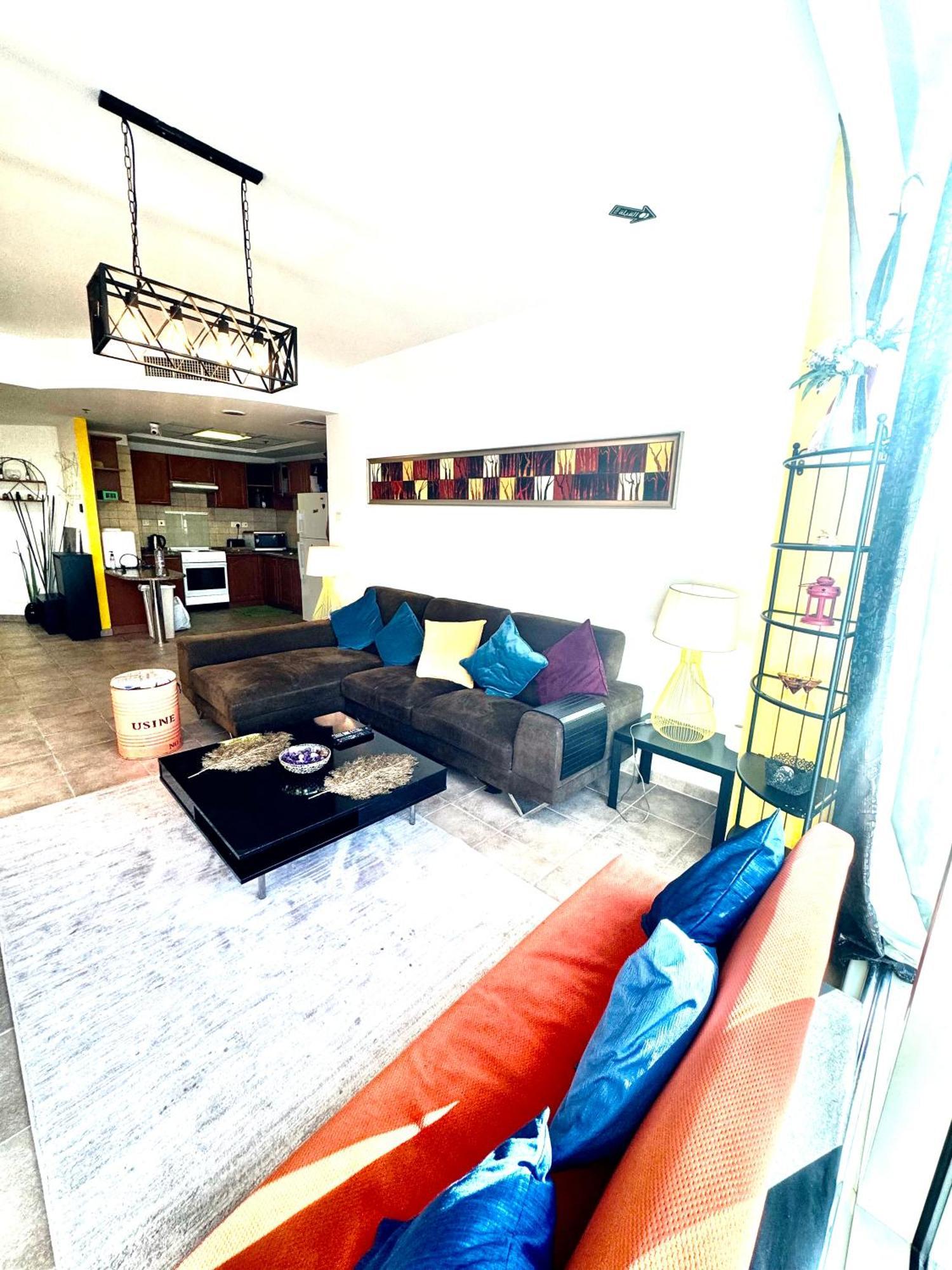Apartamento Travelers Backpackers Dubái Exterior foto